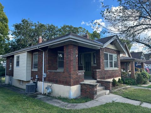 Photo of 3842 Delmar Avenue, Cincinnati, OH 45211 (MLS # 1857591)