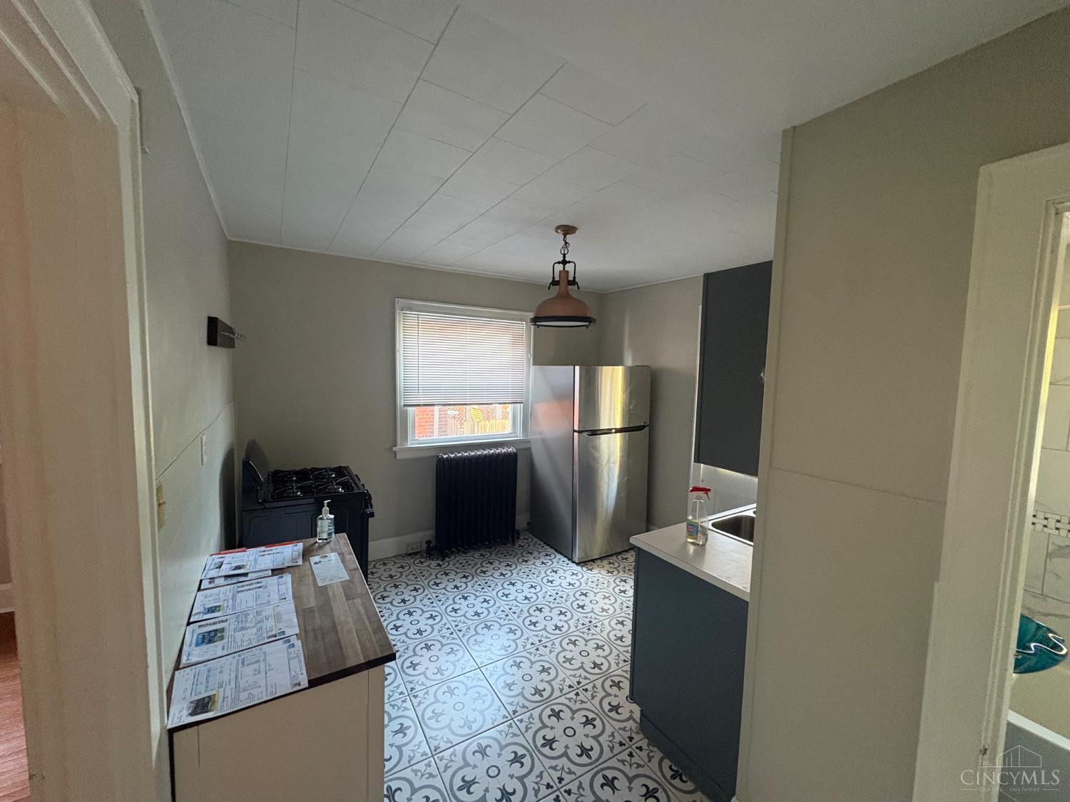 Cincinnati, Ohio 45217, United States, 1 Bedroom Bedrooms, ,1 BathroomBathrooms,Residential,Active,230631