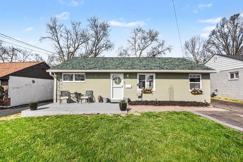 Photo of 8241 Georgianna Drive, Cincinnati, OH 45239 (MLS # 1873546)