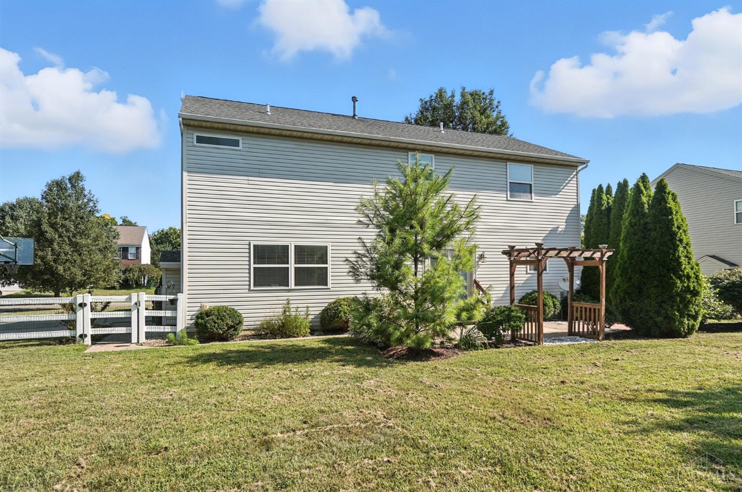 Deerfield Twp., Ohio 45040, United States, 4 Bedrooms Bedrooms, ,4 BathroomsBathrooms,Residential,Active,195818