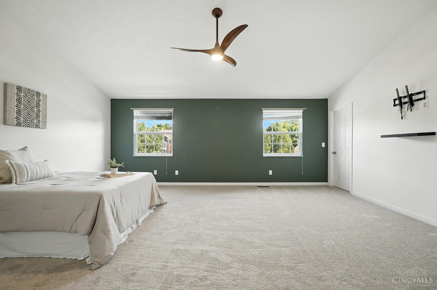 Deerfield Twp., Ohio 45040, United States, 4 Bedrooms Bedrooms, ,4 BathroomsBathrooms,Residential,Active,195818