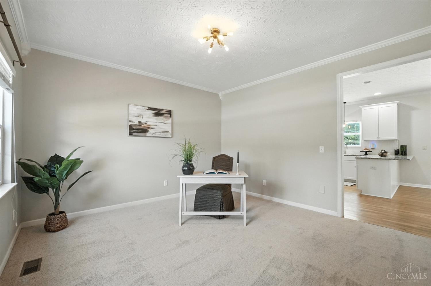 Deerfield Twp., Ohio 45040, United States, 4 Bedrooms Bedrooms, ,4 BathroomsBathrooms,Residential,Active,195818