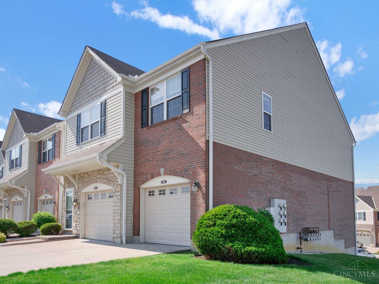 955 Crossing Pointe 8E