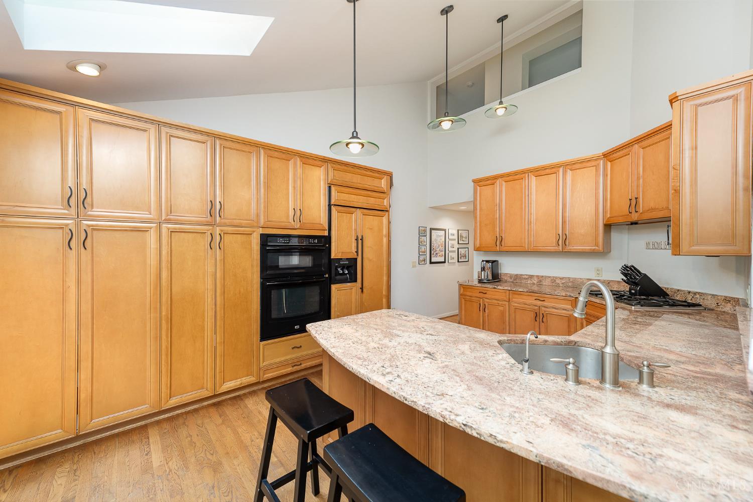 3845 Chimney Hill Drive, Blue Ash, Ohio image 15