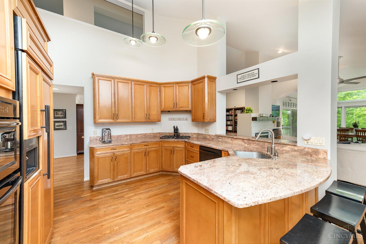 3845 Chimney Hill Drive, Blue Ash, Ohio image 14