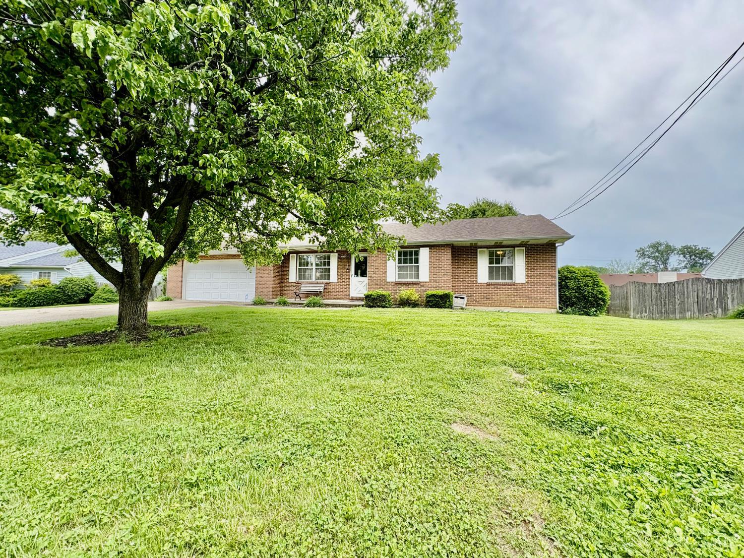 920 Obenour Court, Monroe, Ohio image 2