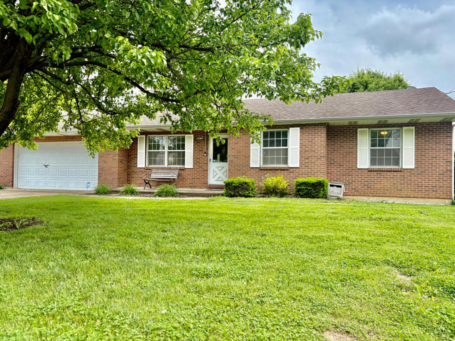 920 Obenour Court, Monroe, Ohio image 1