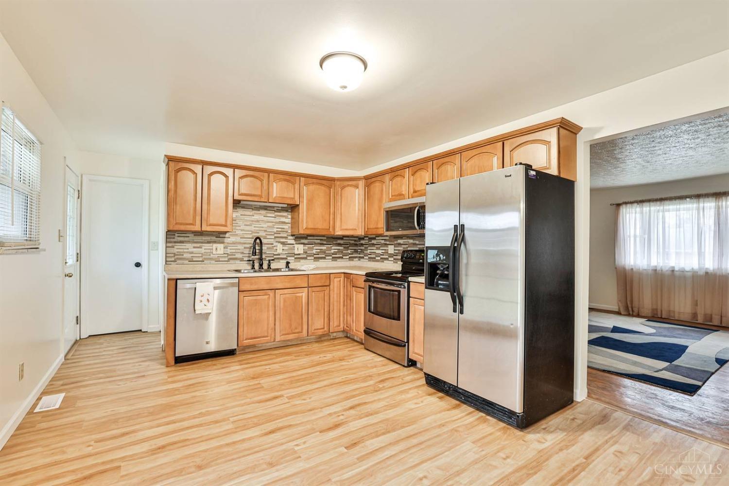 2487 Aquarius Drive, Colerain Twp, Ohio image 10