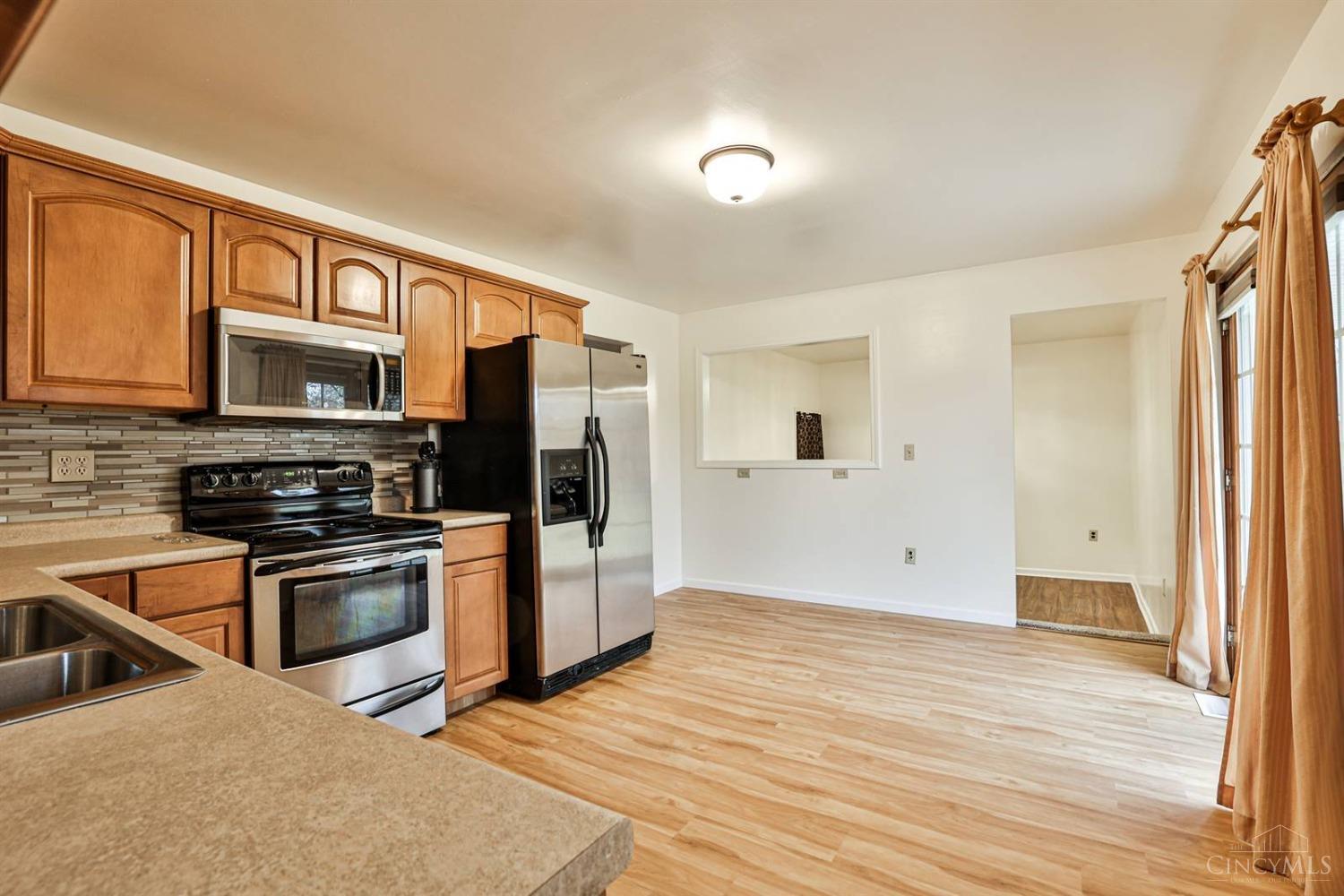2487 Aquarius Drive, Colerain Twp, Ohio image 11