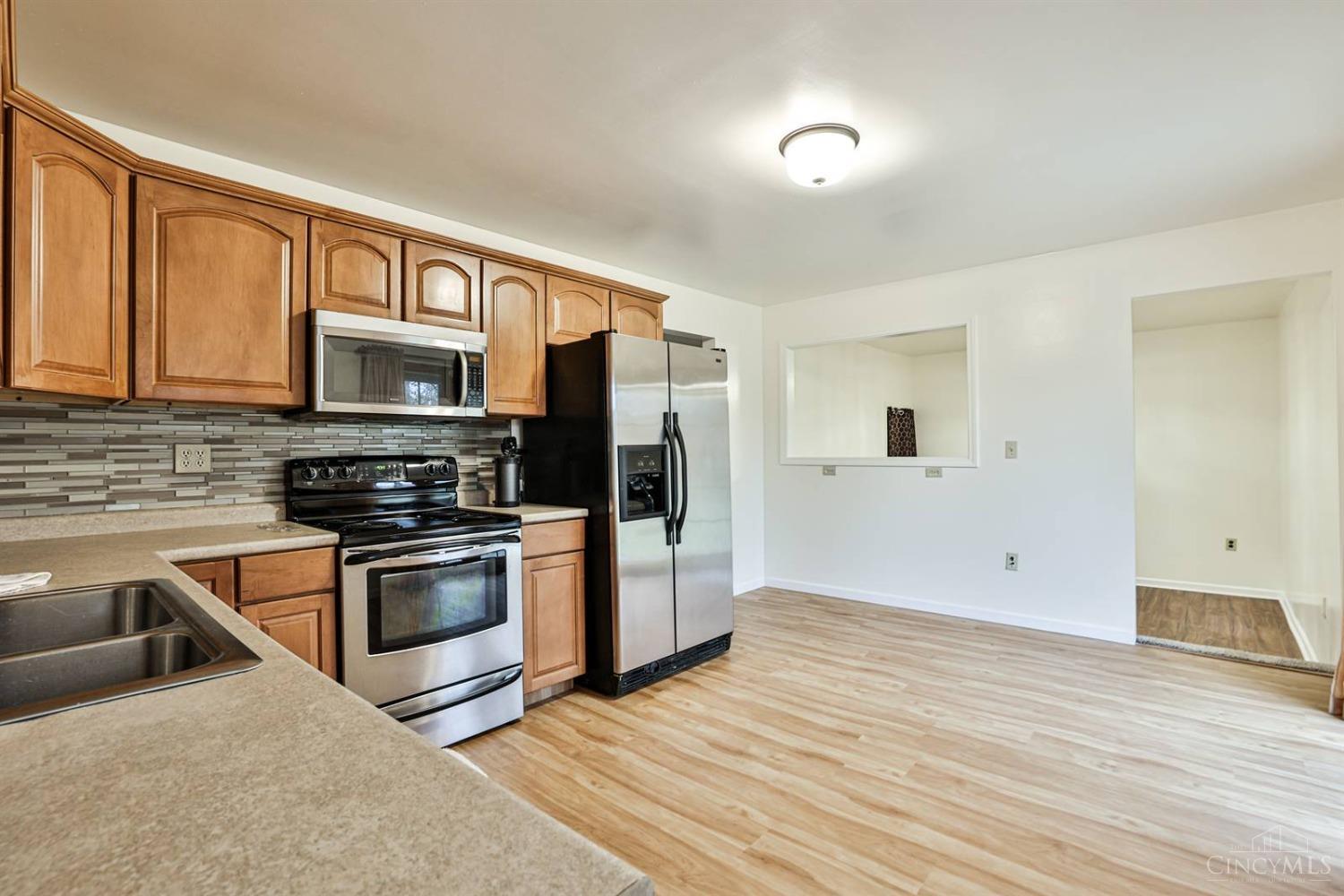 2487 Aquarius Drive, Colerain Twp, Ohio image 12