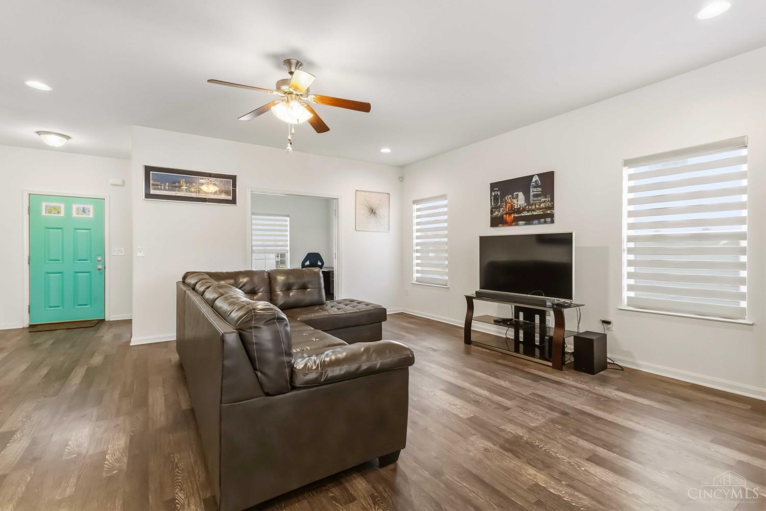 4984 Mary Louise Court