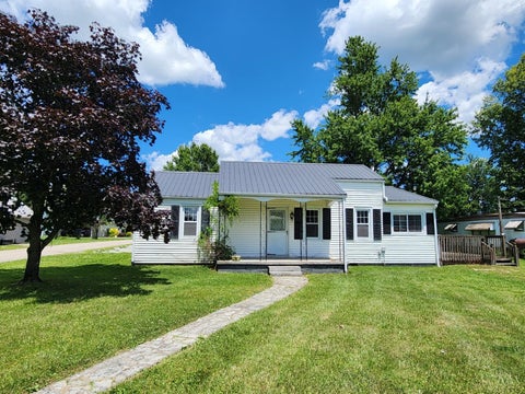 Homes For Sale - 100 Maple Avenue<br/> Winchester, OH 45697