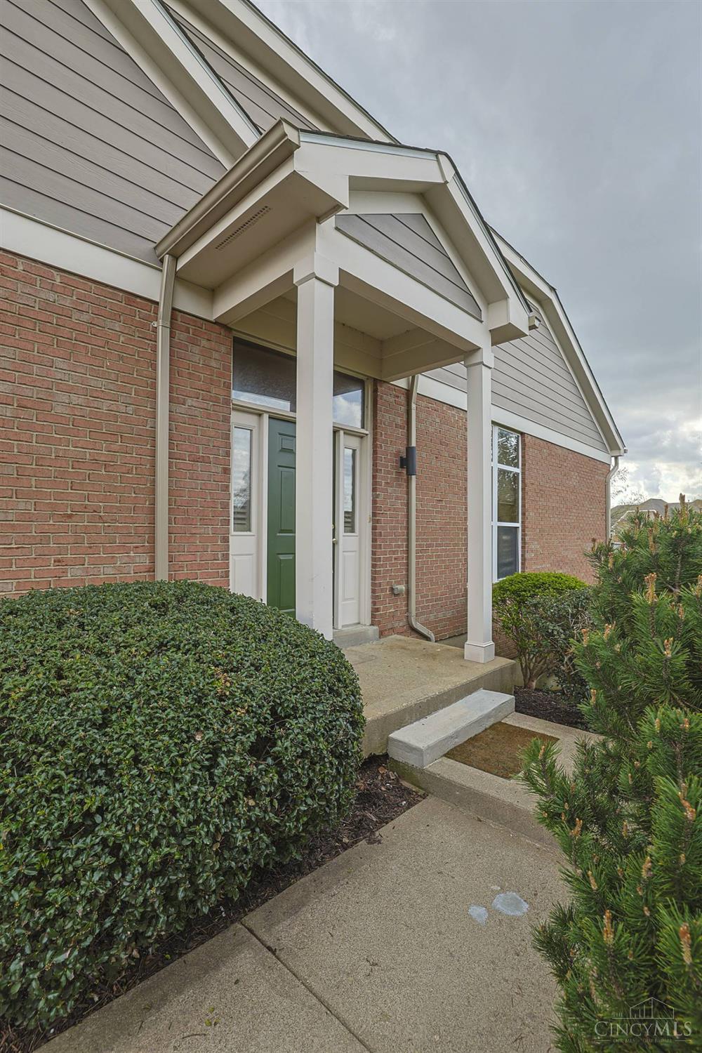 7111 Scarlet Oak Court