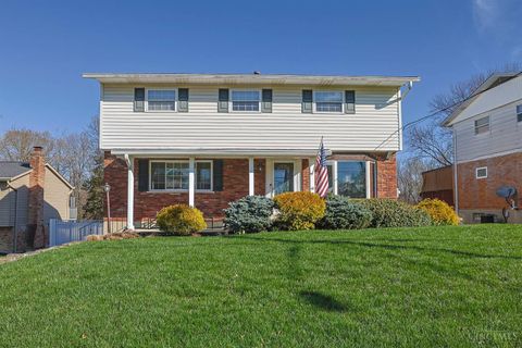 Photo of 946 Mckelvey Road, Springfield Township, OH 45231 (MLS # 1871556)