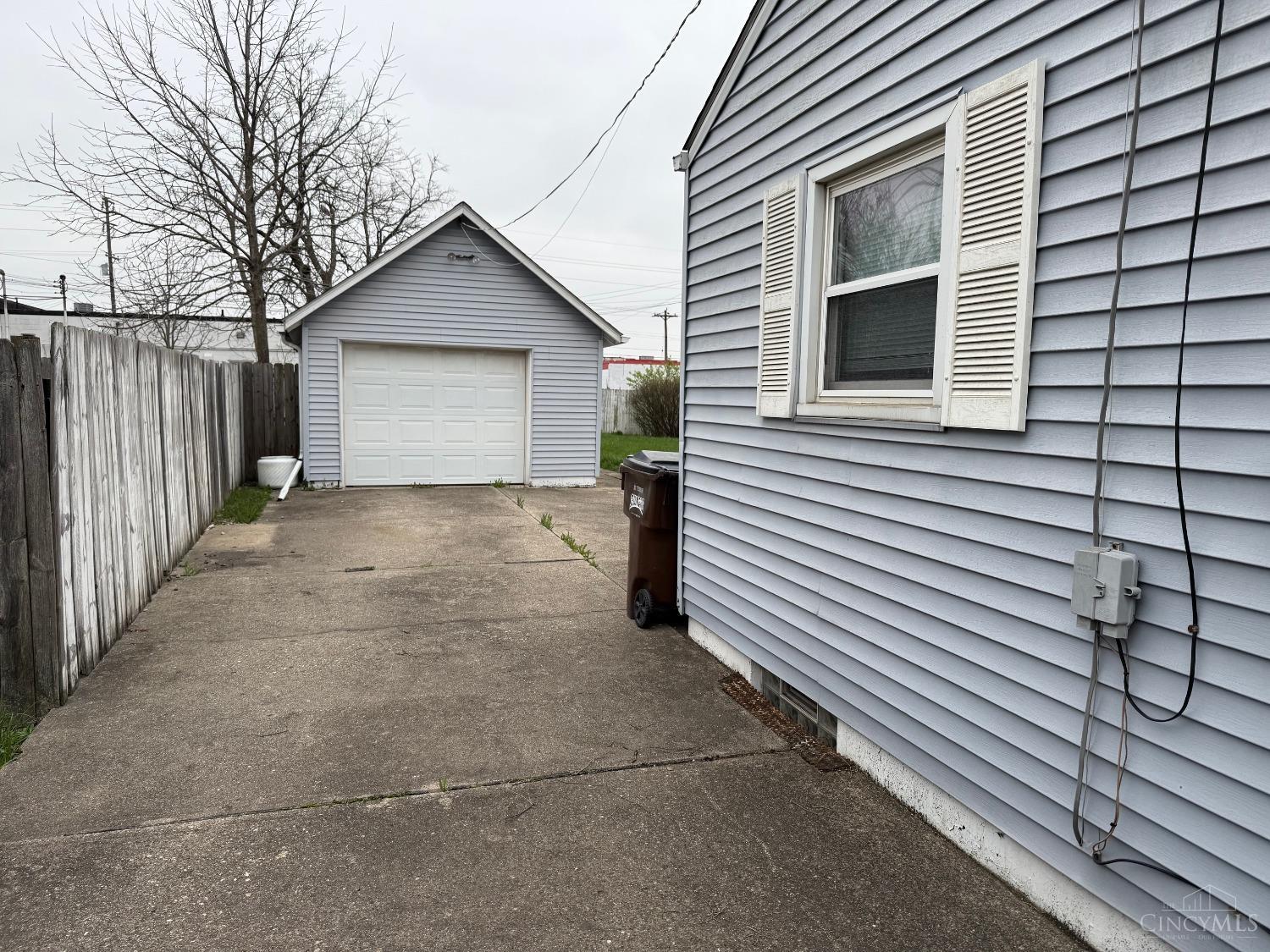 609 Gideon Road, Middletown, Ohio image 3