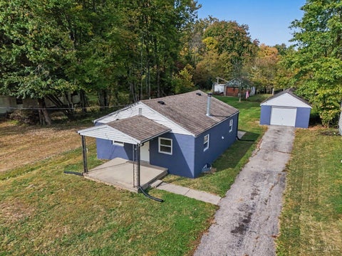 Photo of 230 E Osborne Street, Bethel, OH 45106 (MLS # 1896761)