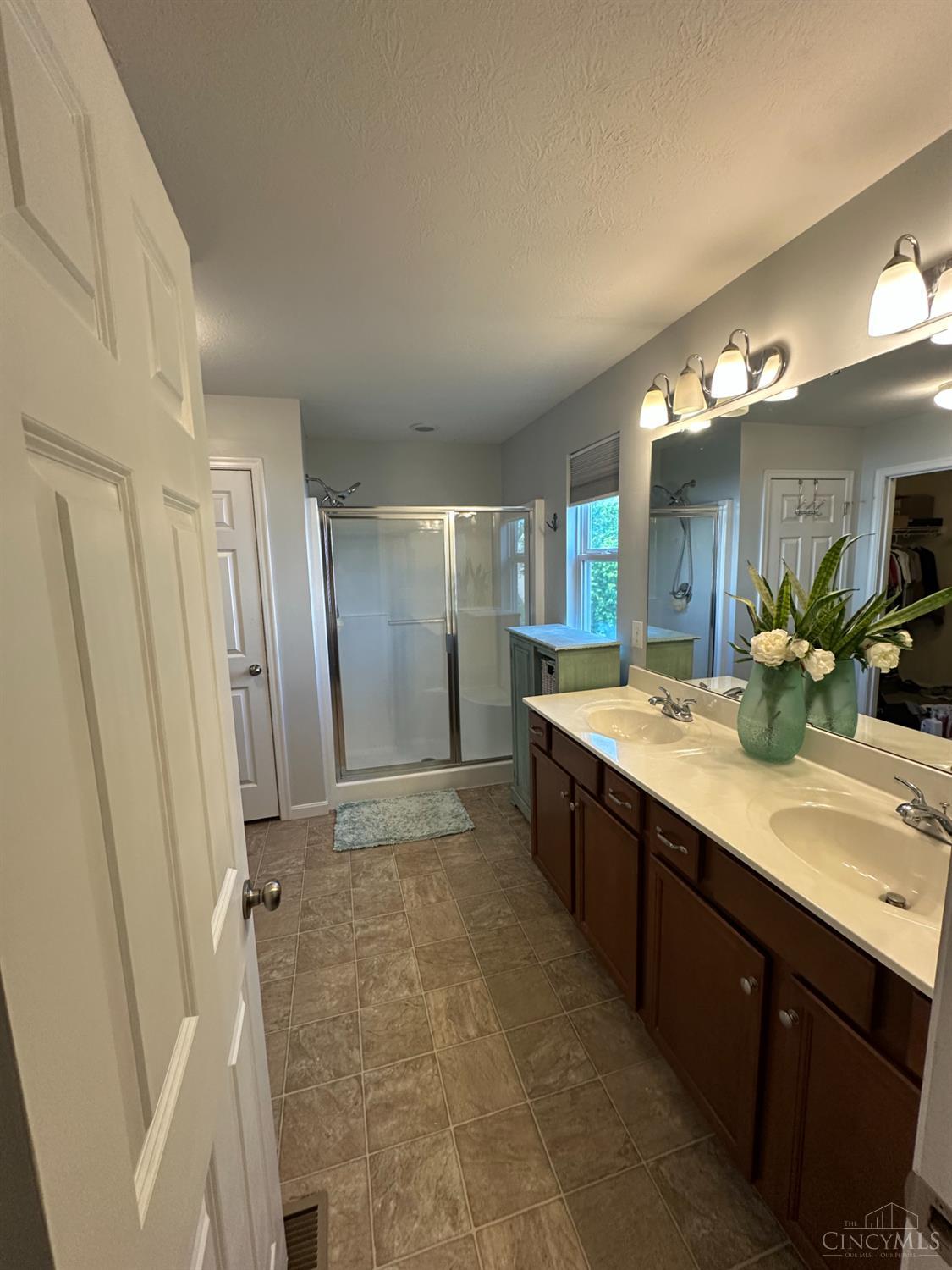 4323 Southcross Drive, Batavia, Ohio image 19