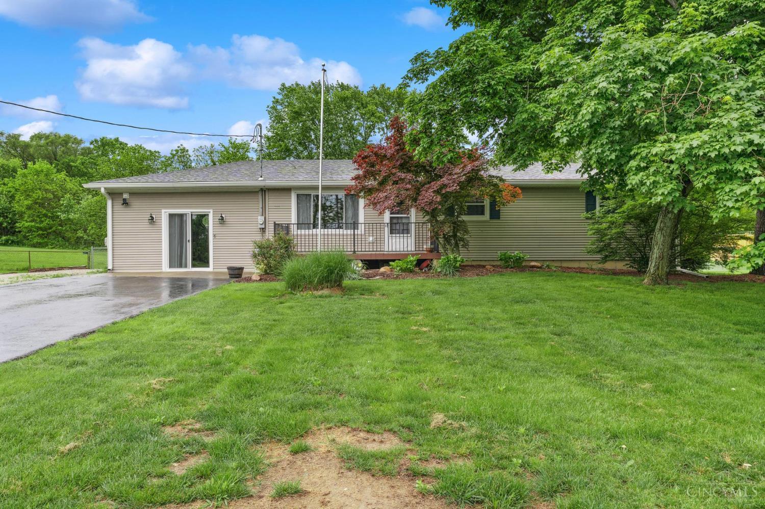 700 W Taylor School Road, Hamilton, Ohio image 1