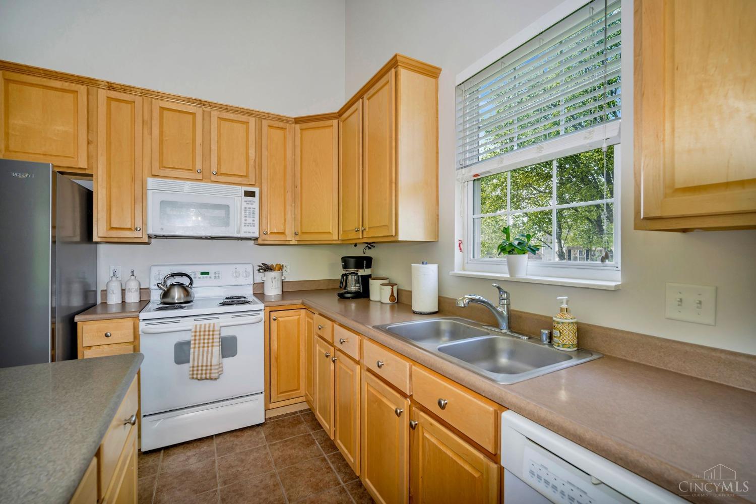 4082 Grasmere Run, Mason, Ohio image 12