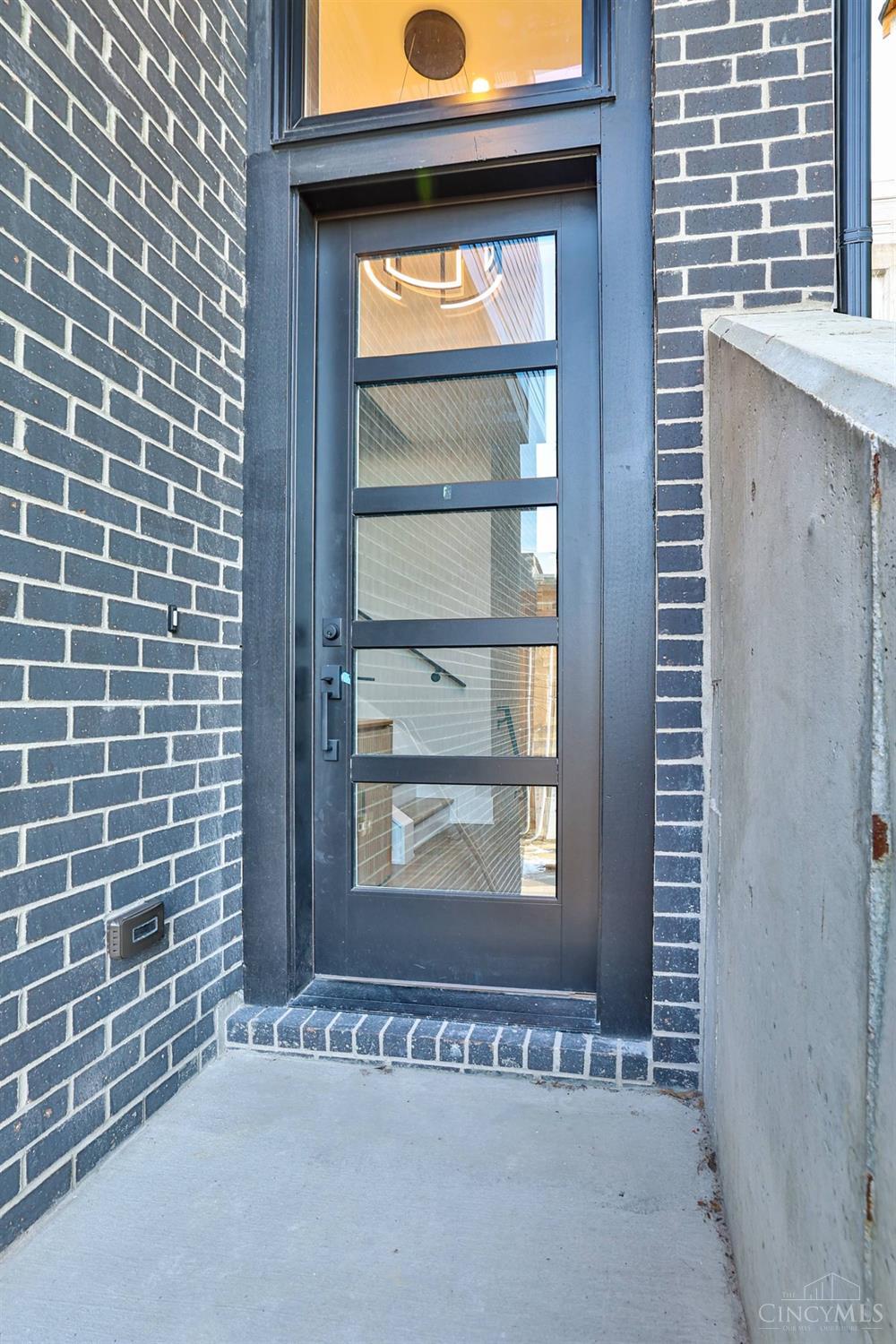 128 Goethe Street