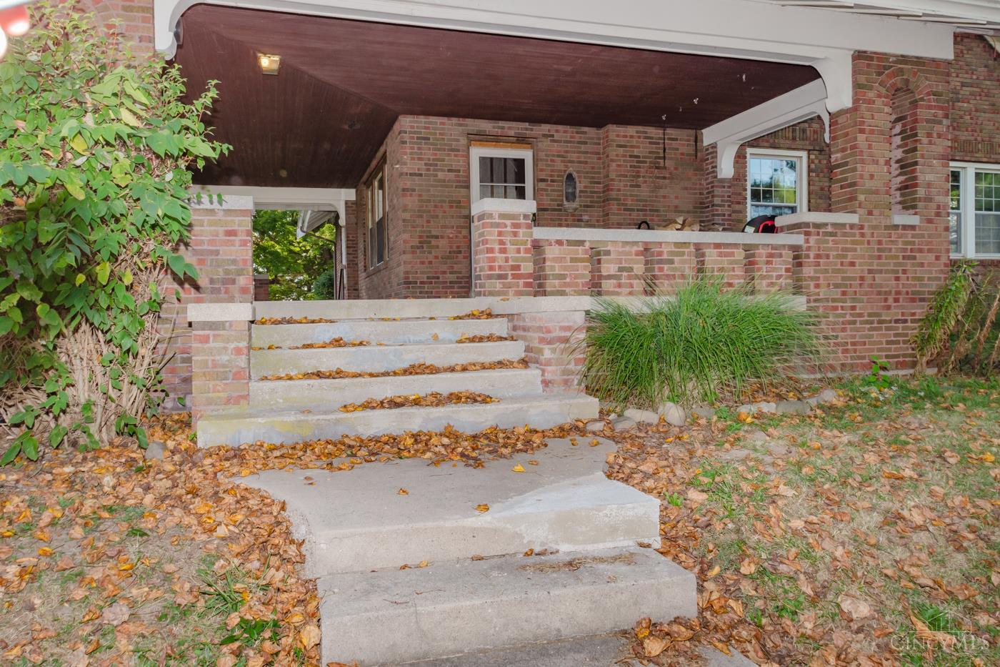 5835 Crawfordsville Campbelltown Road