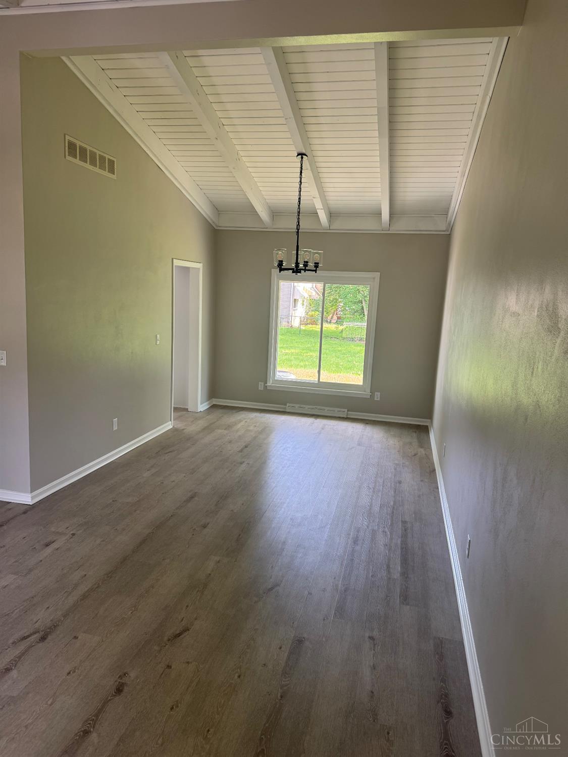 2970 Pleasant Ridge Drive, Fairfield Twp, Ohio image 8