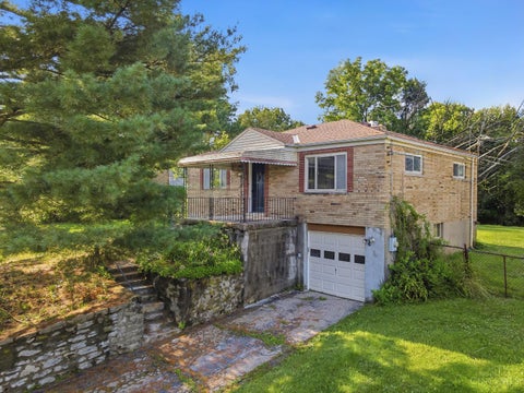 Photo of 7314 Dog Trot Road, Miami Township, OH 45248 (MLS # 1896318)