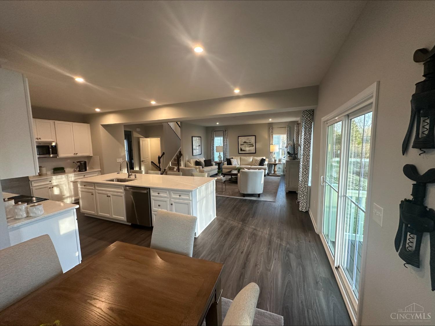 2419 Stony Brook Court, Batavia, Ohio image 3