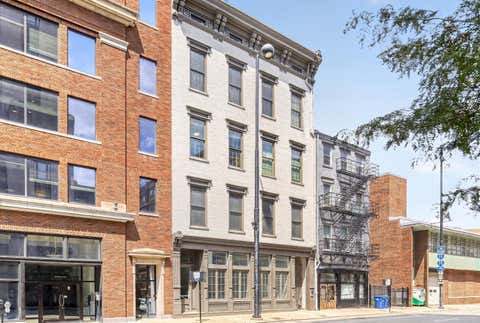 Condo For Sale - 813 Broadway Street #302<br/> Hamilton County, Cincinnati, OH 45202