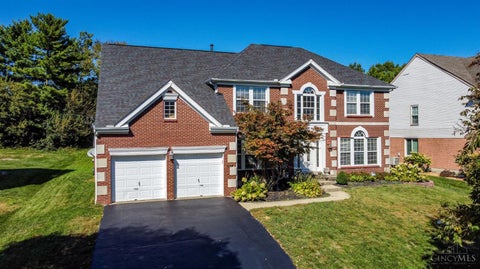 Photo of 334 Glensford Court, Springdale, OH 45246 (MLS # 1896490)
