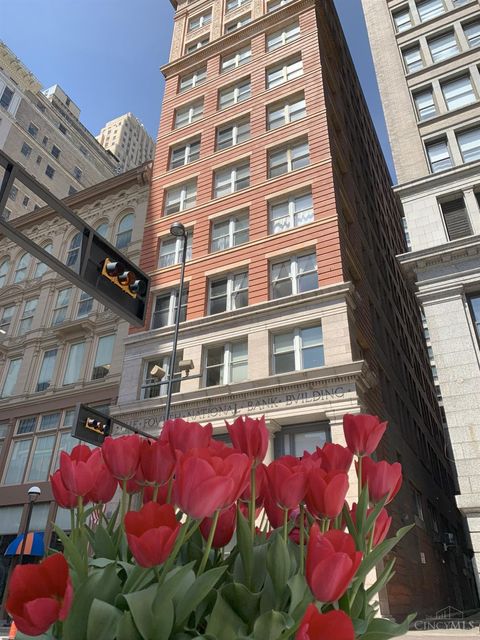 Condo For Sale - 18 E Fourth Street #901<br/> Cincinnati, OH 45202
