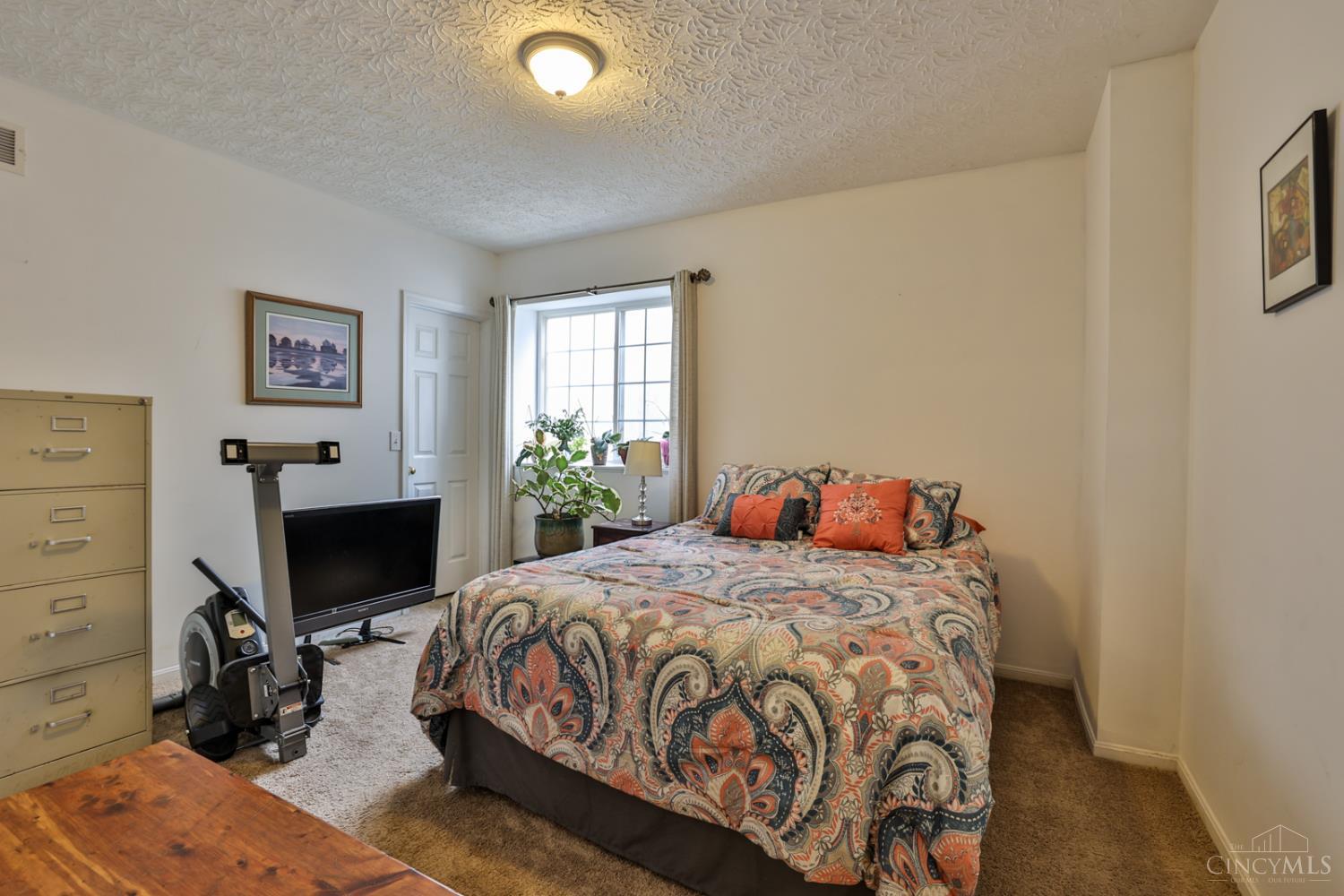 301 Fencerail Way #B, Milford, Ohio image 21