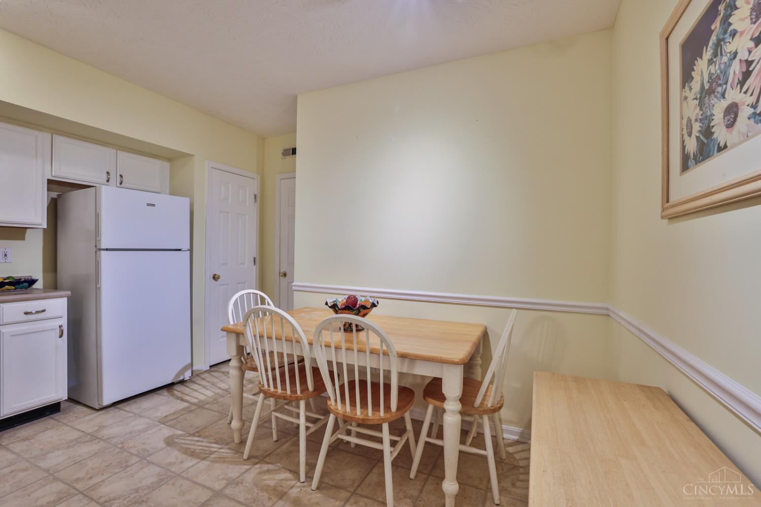 301 Fencerail Way #B, Milford, Ohio image 14