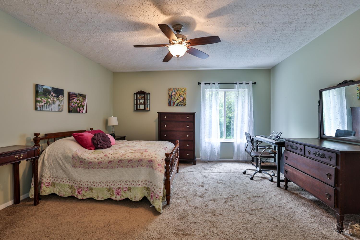 301 Fencerail Way #B, Milford, Ohio image 16