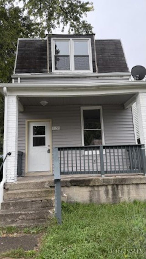 Photo of 5636 Helen Street, Cincinnati, OH 45216 (MLS # 1895761)