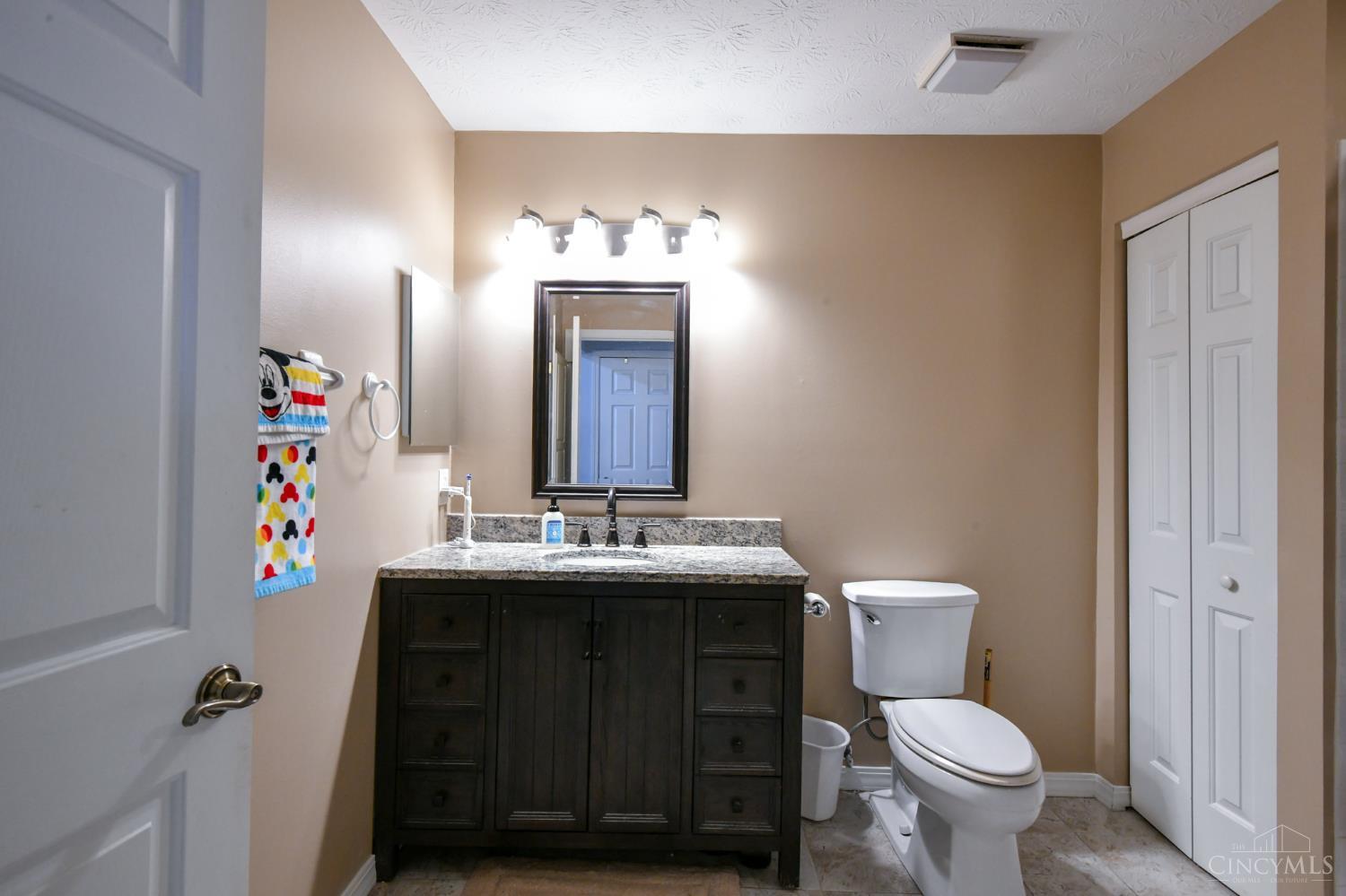 Washington Twp, Ohio 45458, United States, 2 Bedrooms Bedrooms, ,2 BathroomsBathrooms,Residential,Active,160942