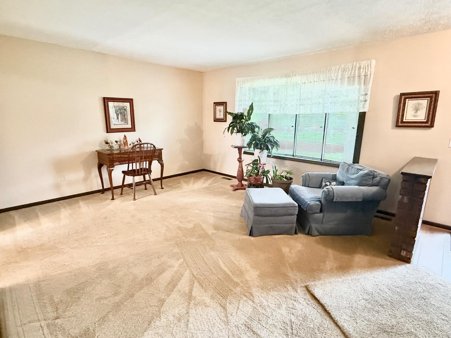 5903 Green Crest Drive, Fairfield Twp, Ohio image 4