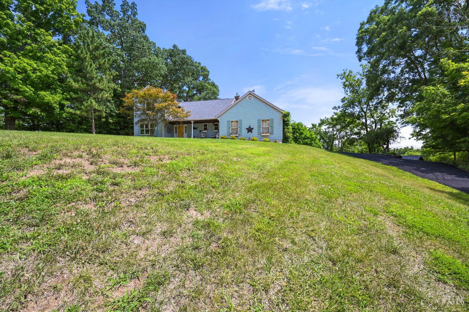 3424 Cades Court, Lawrenceburg, Indiana image 4