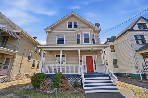 Homes For Sale - 2437 Kenilworth Avenue<br/> Norwood, OH 45212