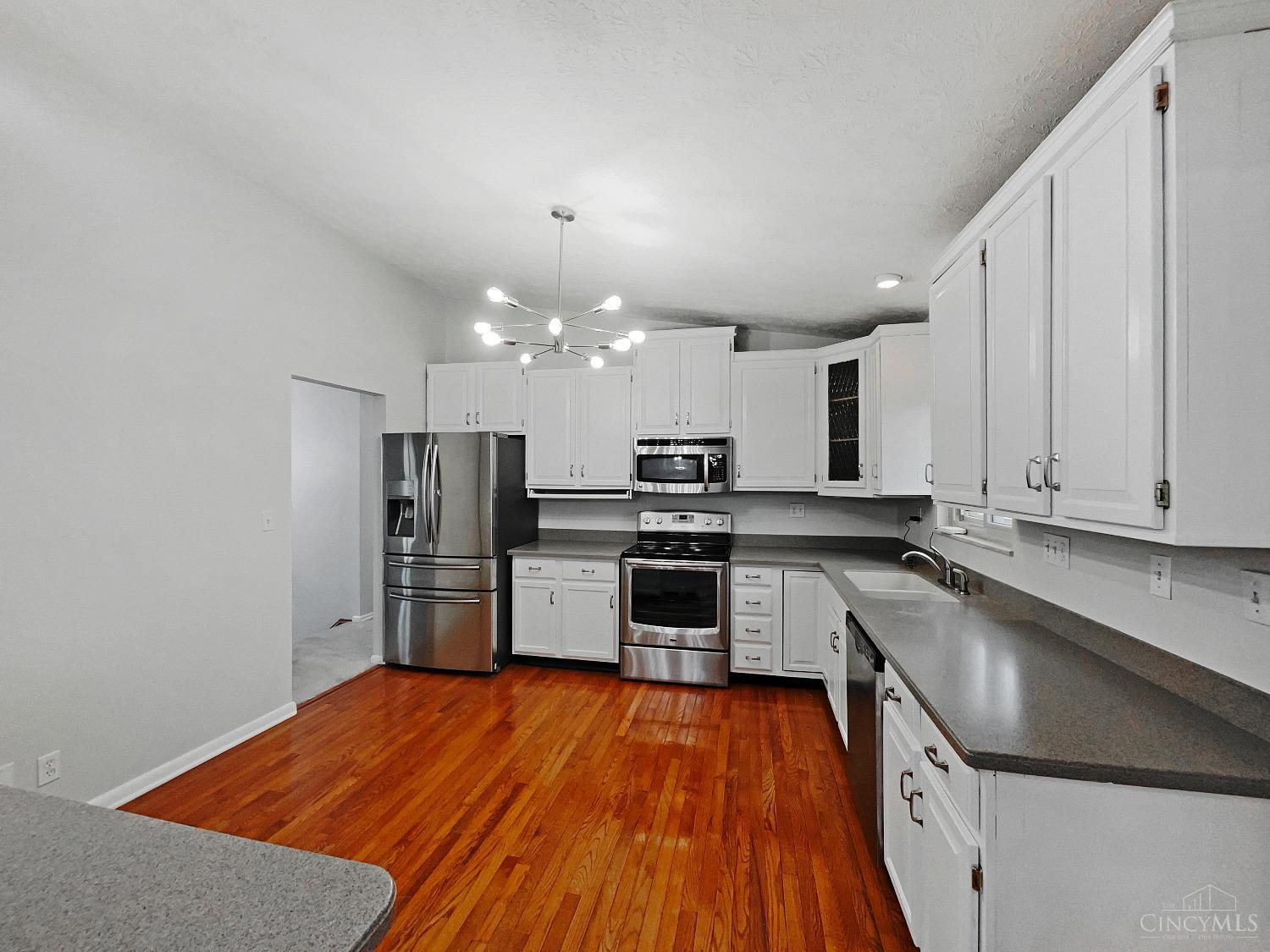 5732 Auberger Drive, Fairfield, Ohio image 6