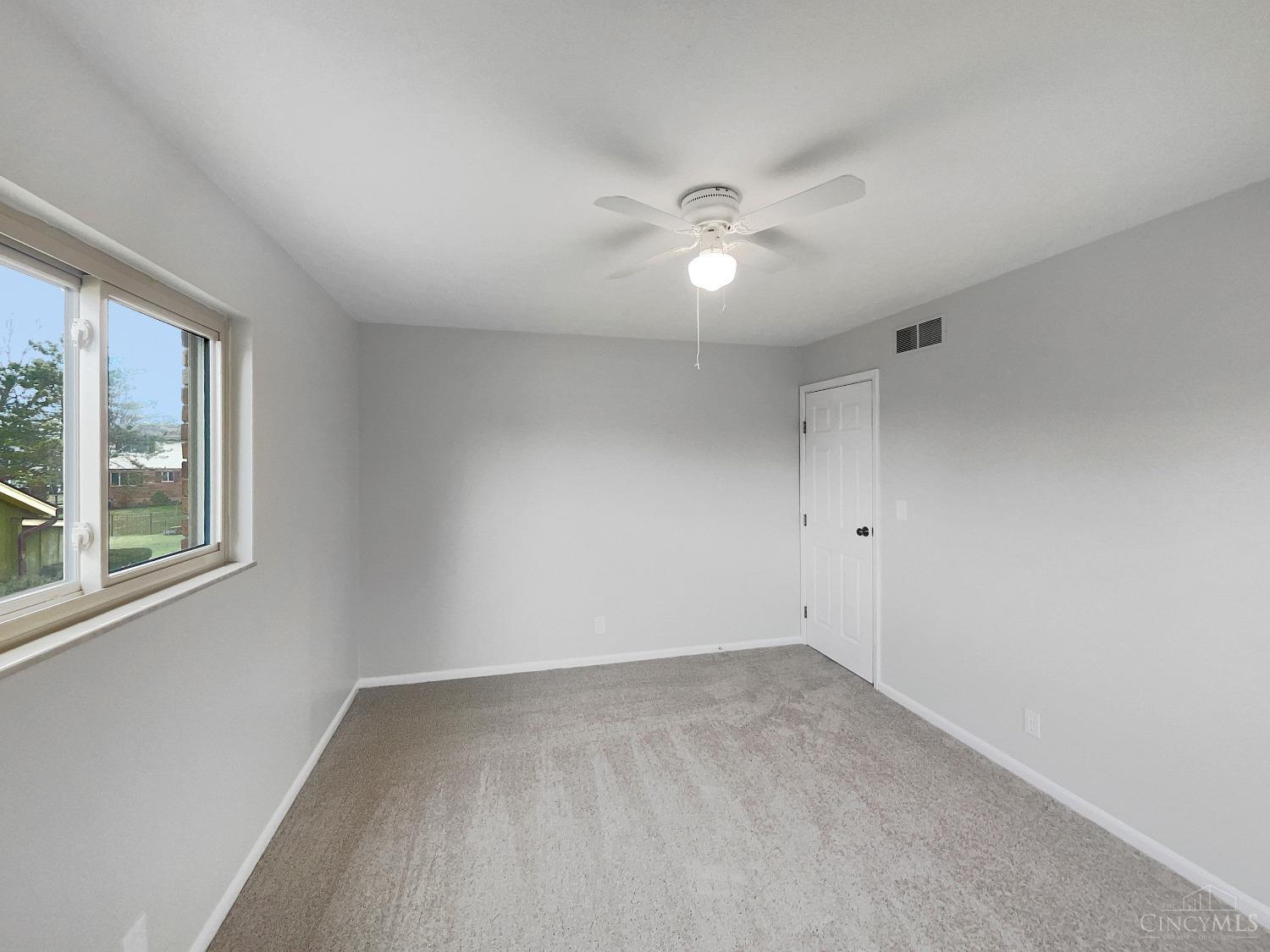 5732 Auberger Drive, Fairfield, Ohio image 16