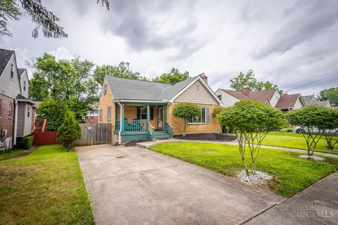 Photo of 6705 Elwynne Drive, Cincinnati, OH 45236 (MLS # 1868743)