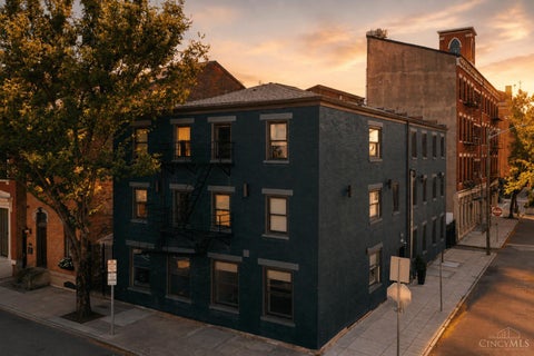 Condo For Sale - 15 W Fifteenth Street #B3<br/> Cincinnati, OH 45202