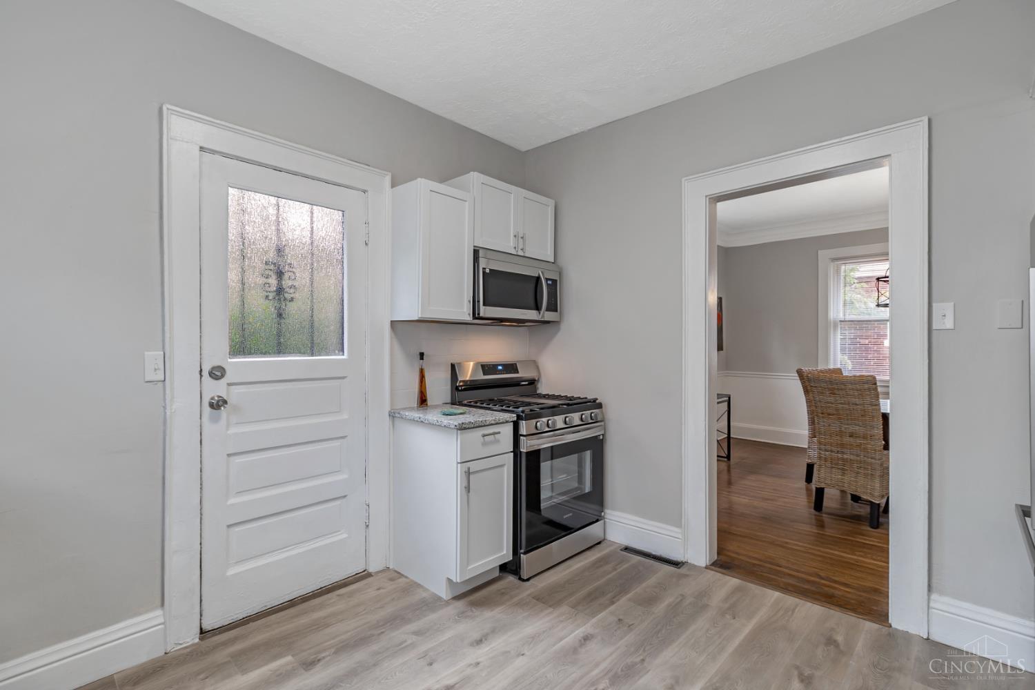 3963 Ardmore Avenue, Cincinnati, Ohio image 9