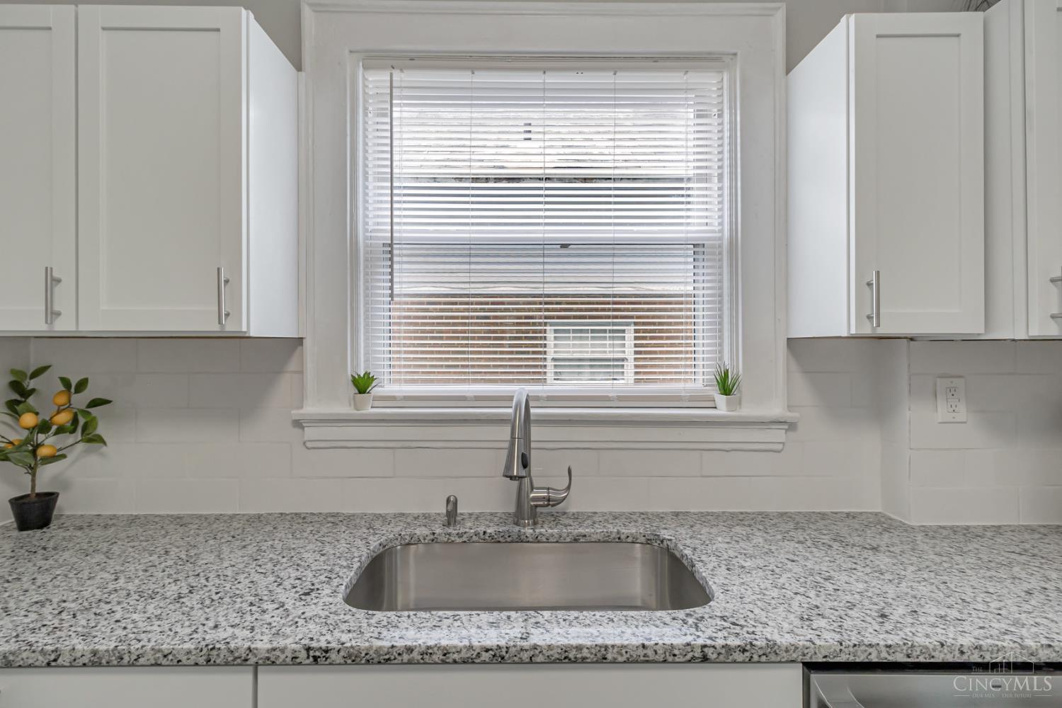 3963 Ardmore Avenue, Cincinnati, Ohio image 10