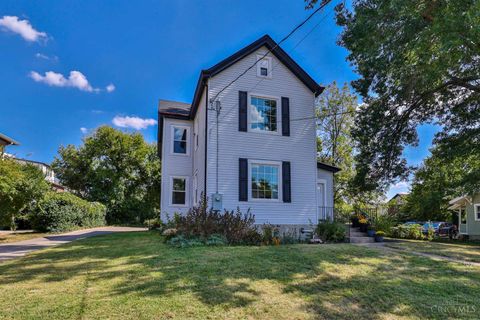 Photo of 6218 Kennedy Avenue, Cincinnati, OH 45213 (MLS # 1870319)