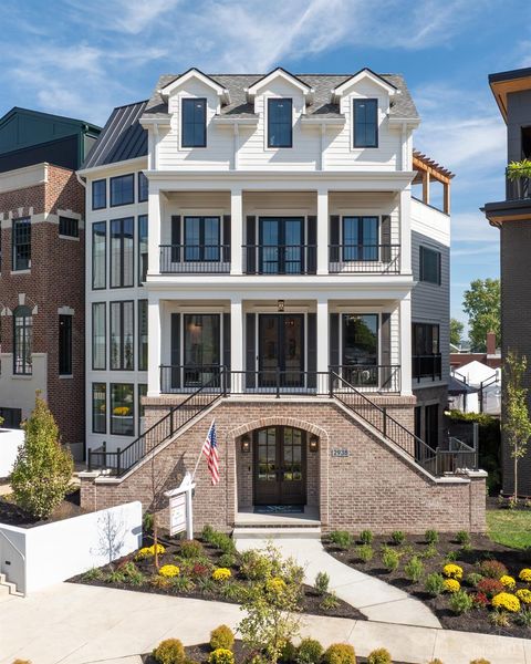 Photo of 2938 Three Oaks Lane, Cincinnati, OH 45209 (MLS # 1843054) Photo of 2938 Three Oaks Lane, Cincinnati, OH 45209 (MLS # 1843054)