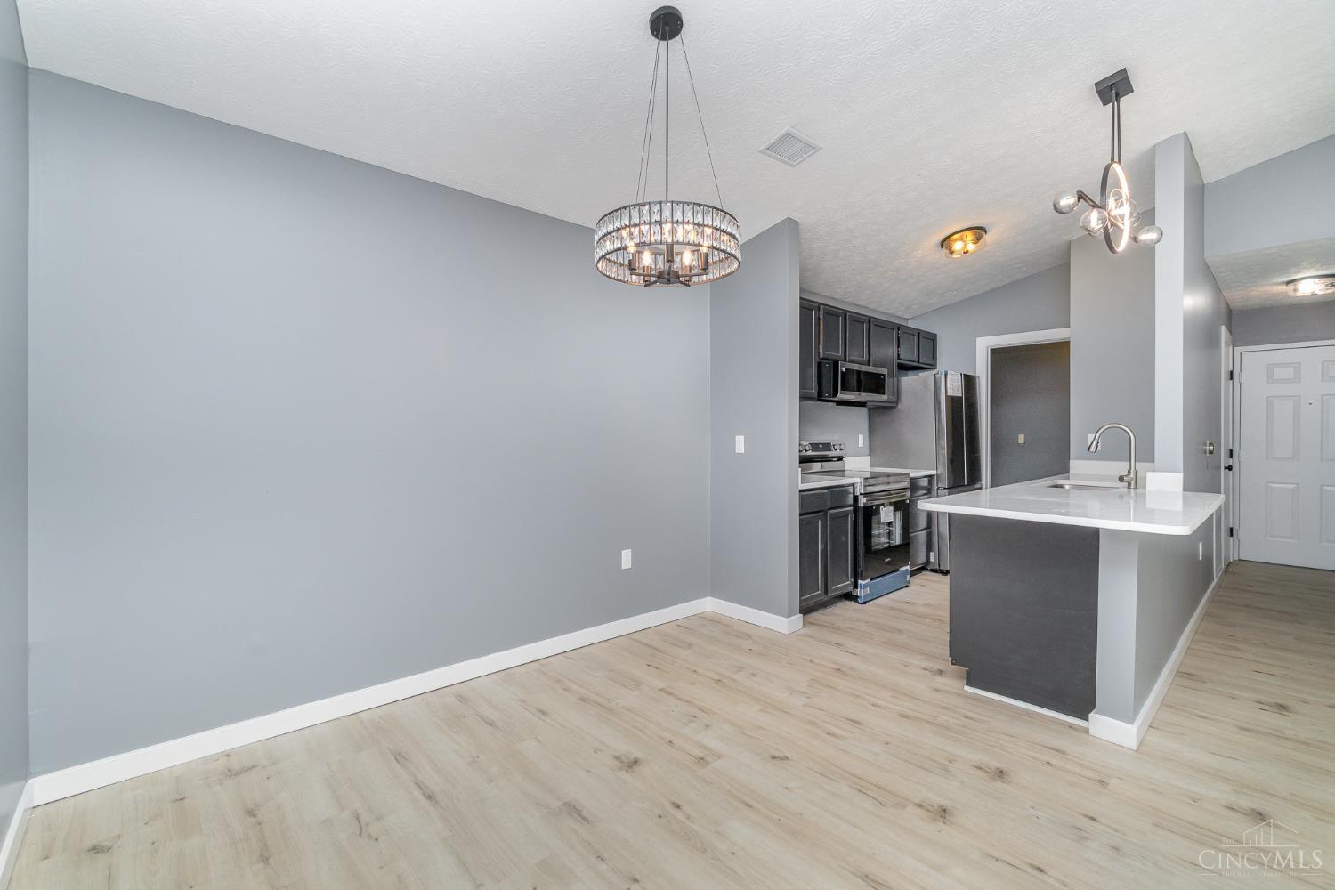 8480 Island Pines Place 8