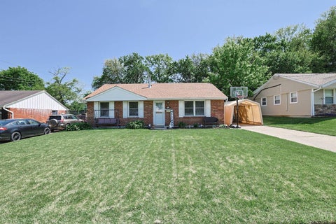 Homes For Sale - 2693 Merriway Lane<br/> Cincinnati, OH 45231