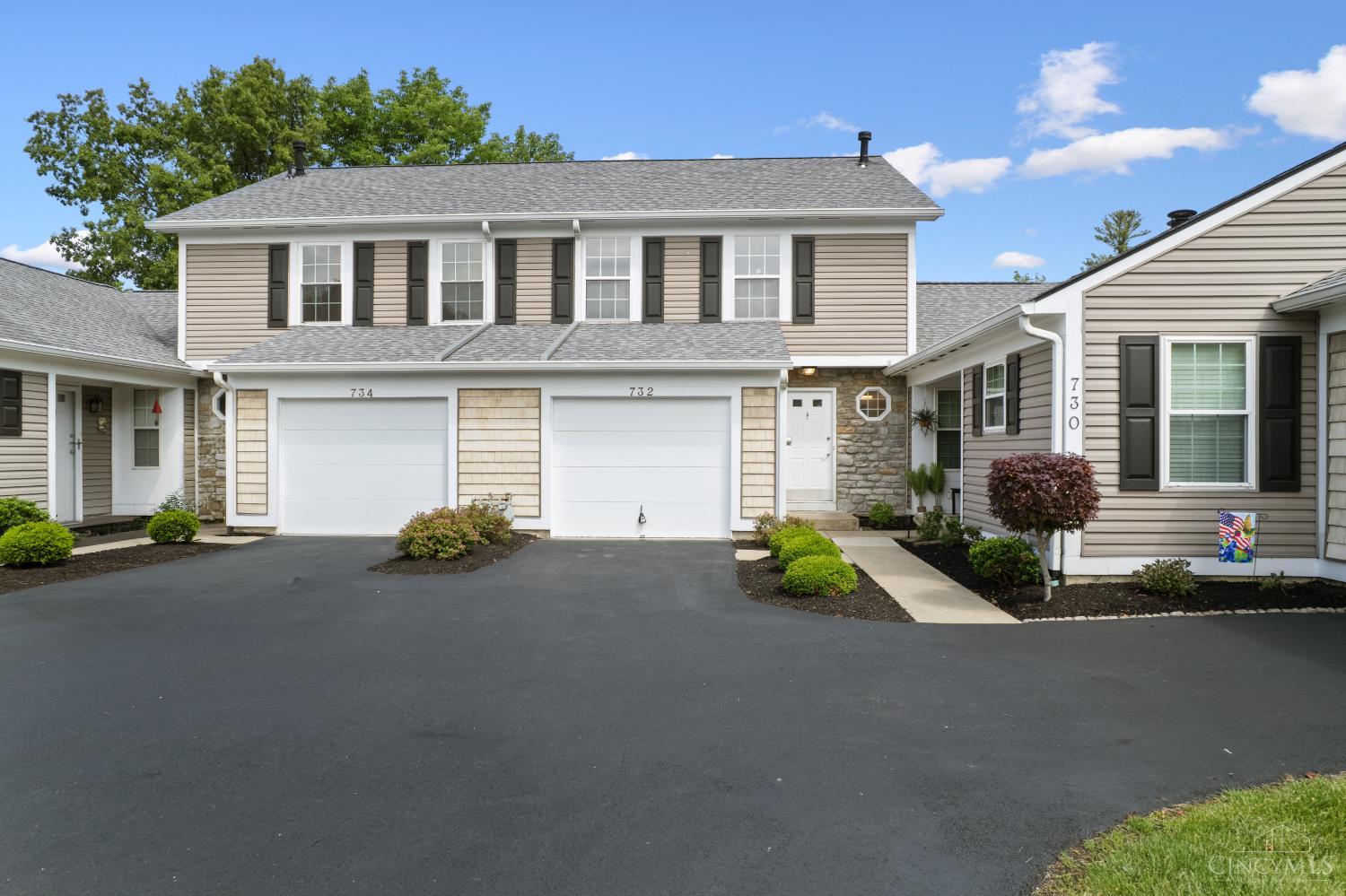 732 StoneHarbor Lane